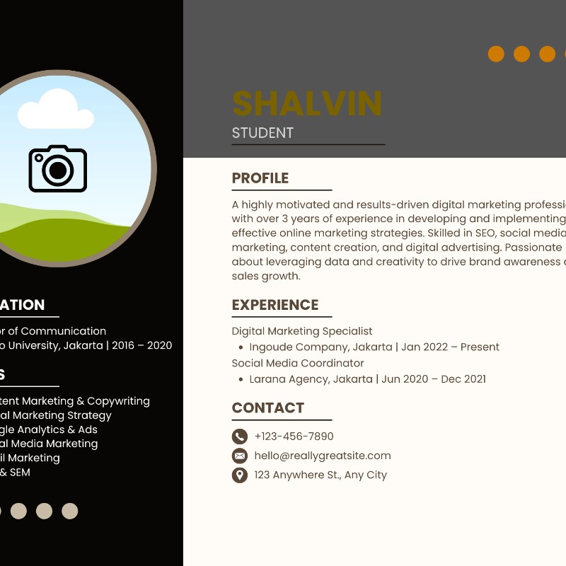 Modern Black & Gold Professional Resume Template (Canva)